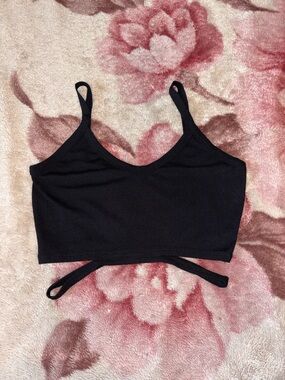 SHEIN Black Ribbed Crop Top - Size Medium